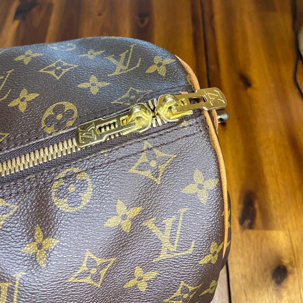 Louis Vuitton Keepall 50 Monogram Duffle Bag - Picture 8 of 16